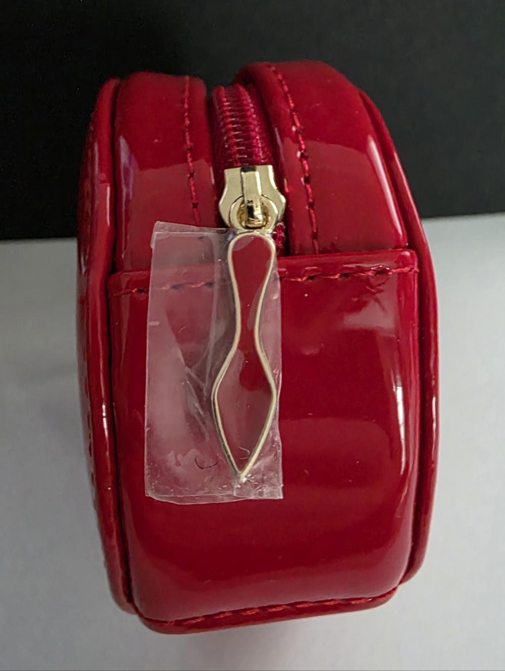 Christian Louboutin Red Patent Zip Around Foundation Compact Carrying Case Charm - Picture 7 of 16